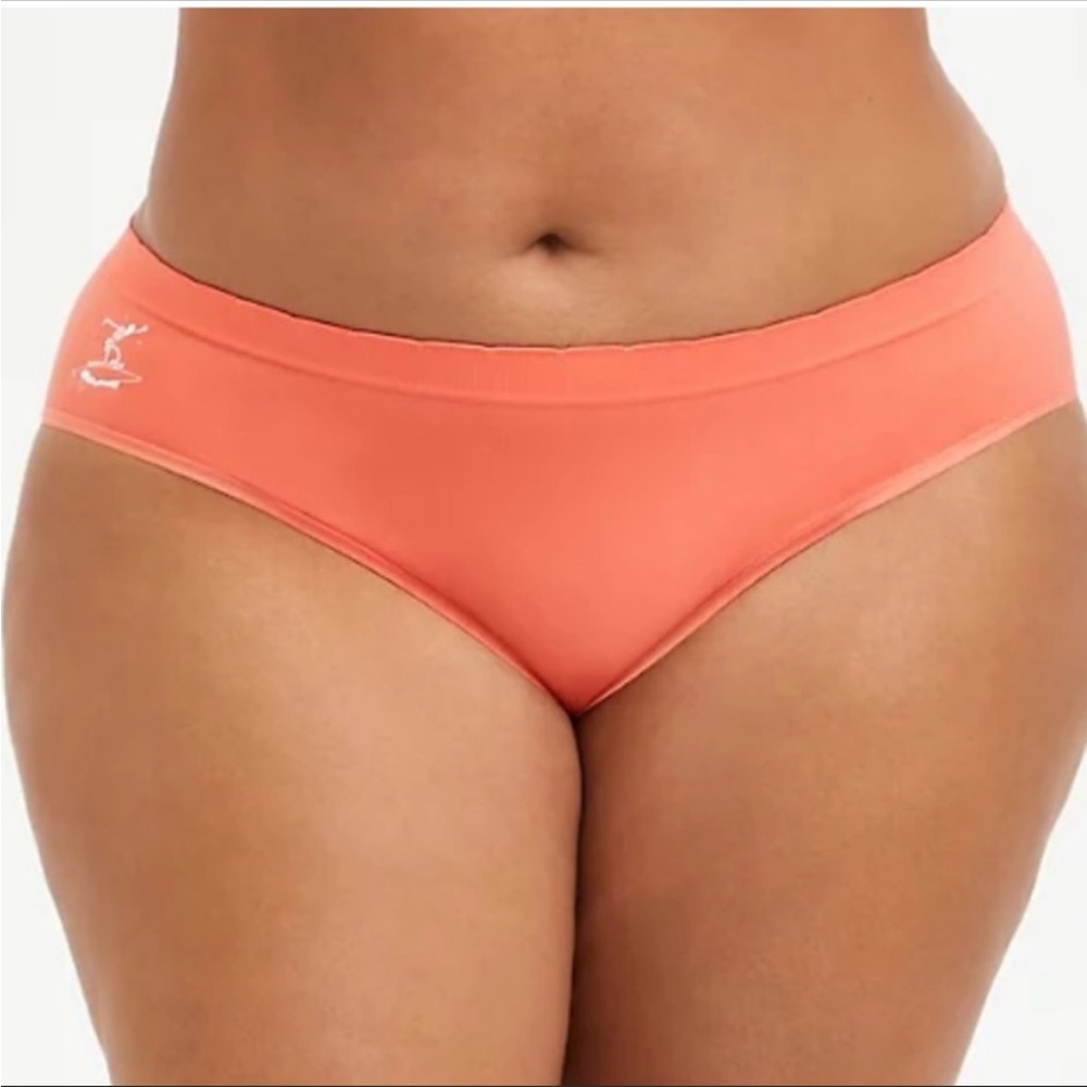 LAST ONE Torrid Size 1 Coral Surfing Skeleton Seamless Hipster Panty NWT